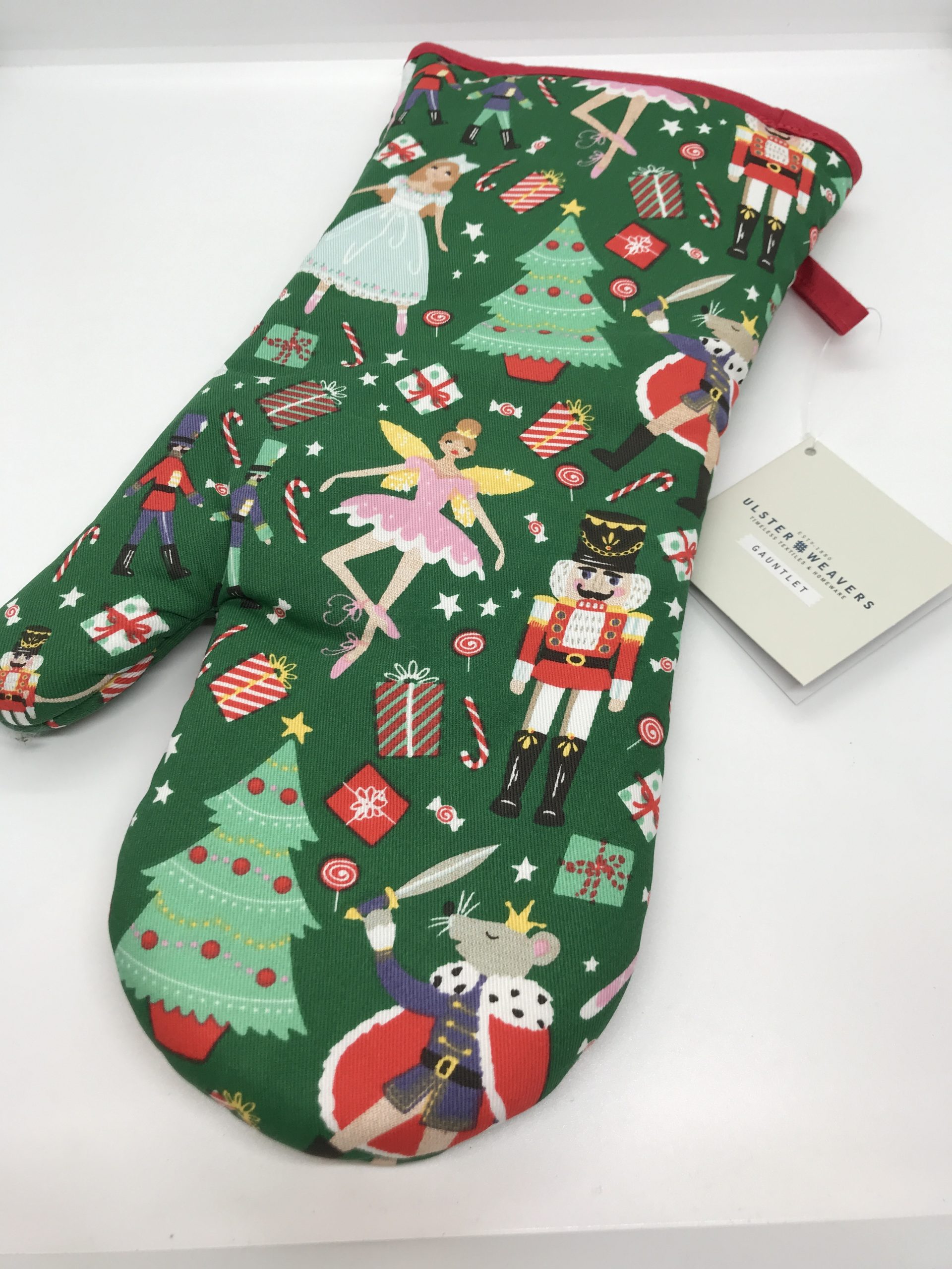 Ulster Weavers Oven Gauntlet - Nutcracker pattern