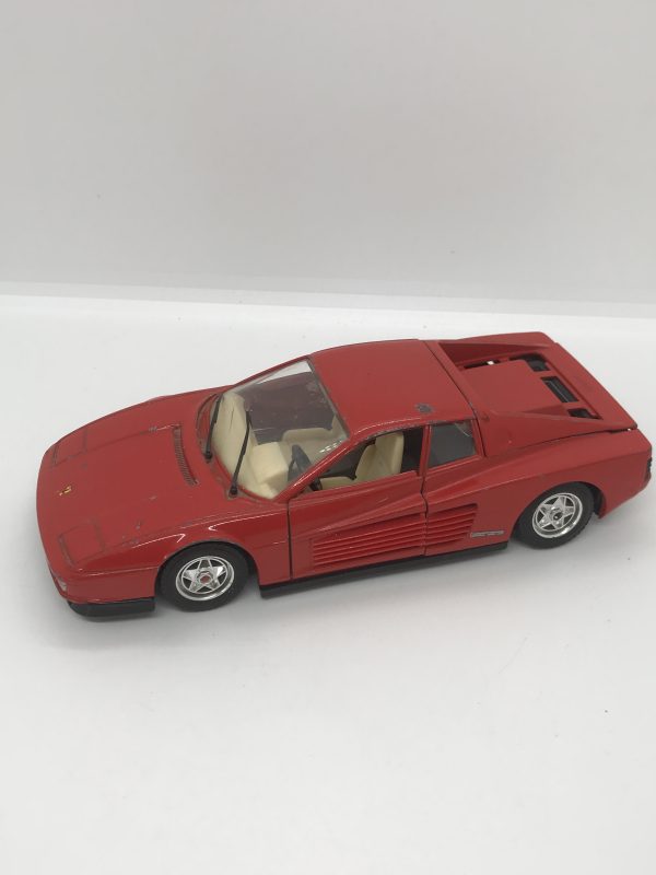 Burago 1/24 – Ferrari Testarossa 1984 – Jaune – Miniature Diecast