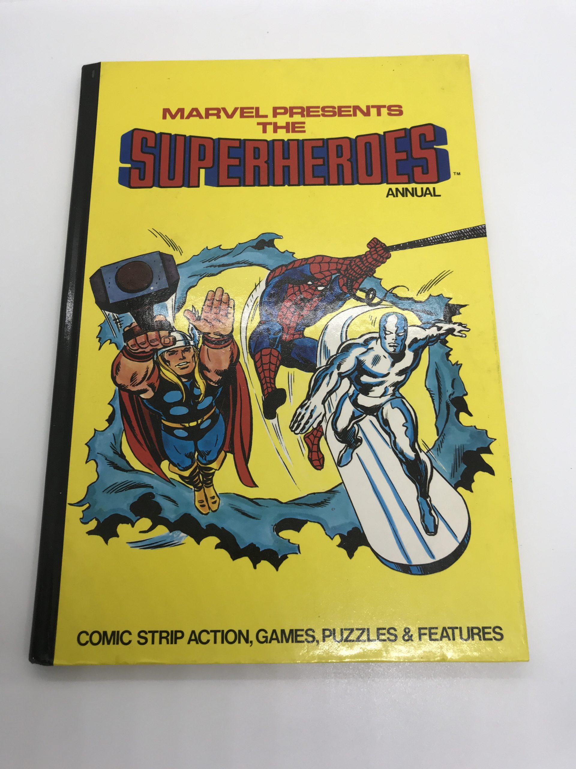 Marvel Presents the Superheroes Annual 1978 - Vintage Keepsakes