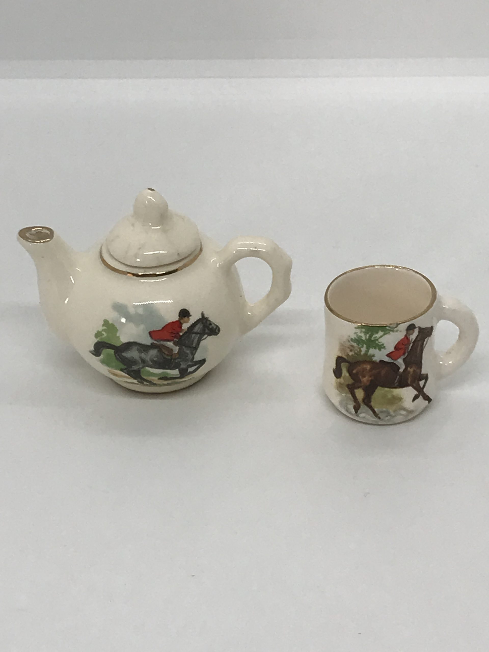 Gems of Tasmania Miniature Teapot and Jug with Horse Rider Vintage Keepsakes