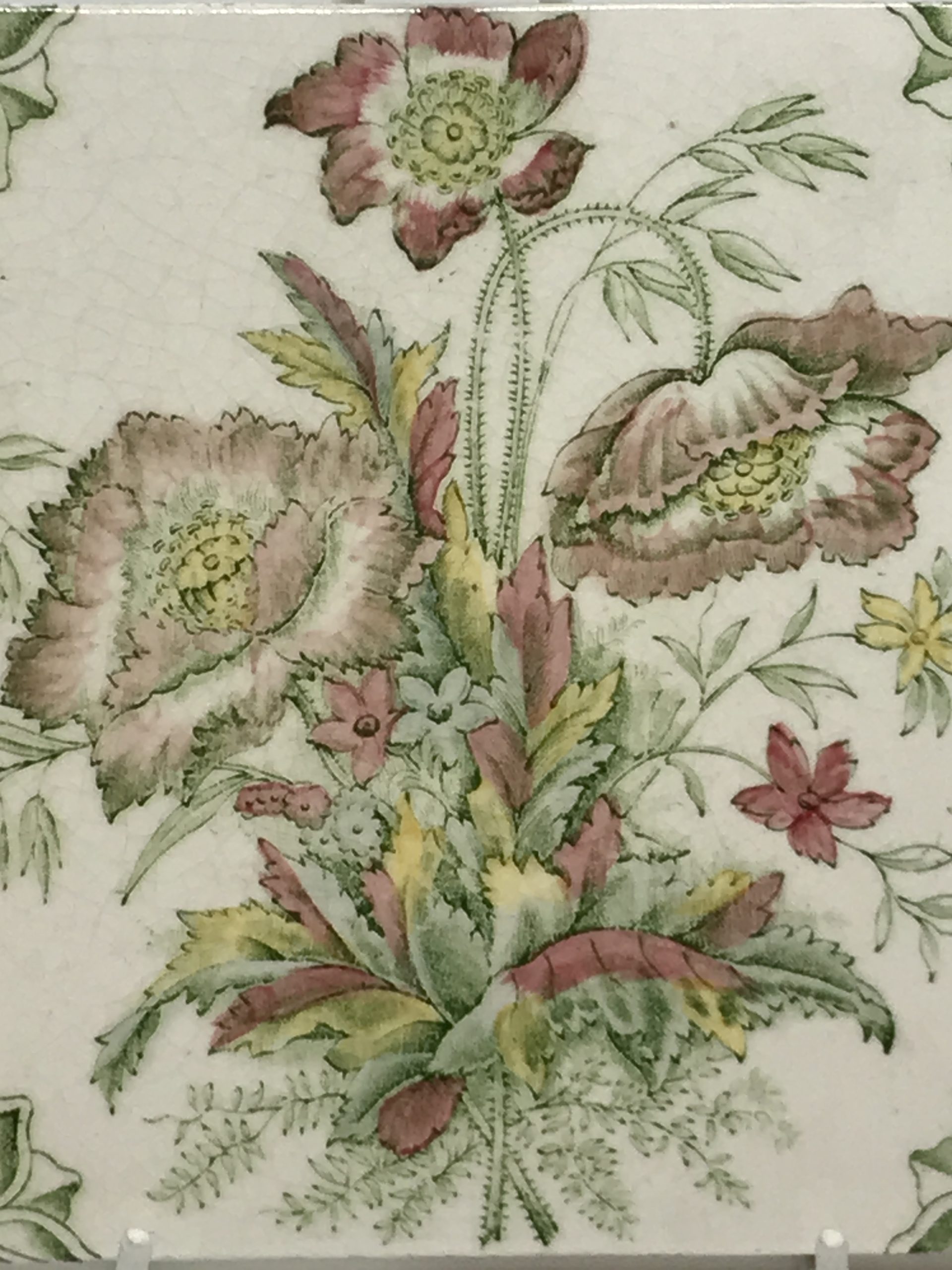 Victorian Tile - Floral Pattern (Made in England) - Vintage Keepsakes