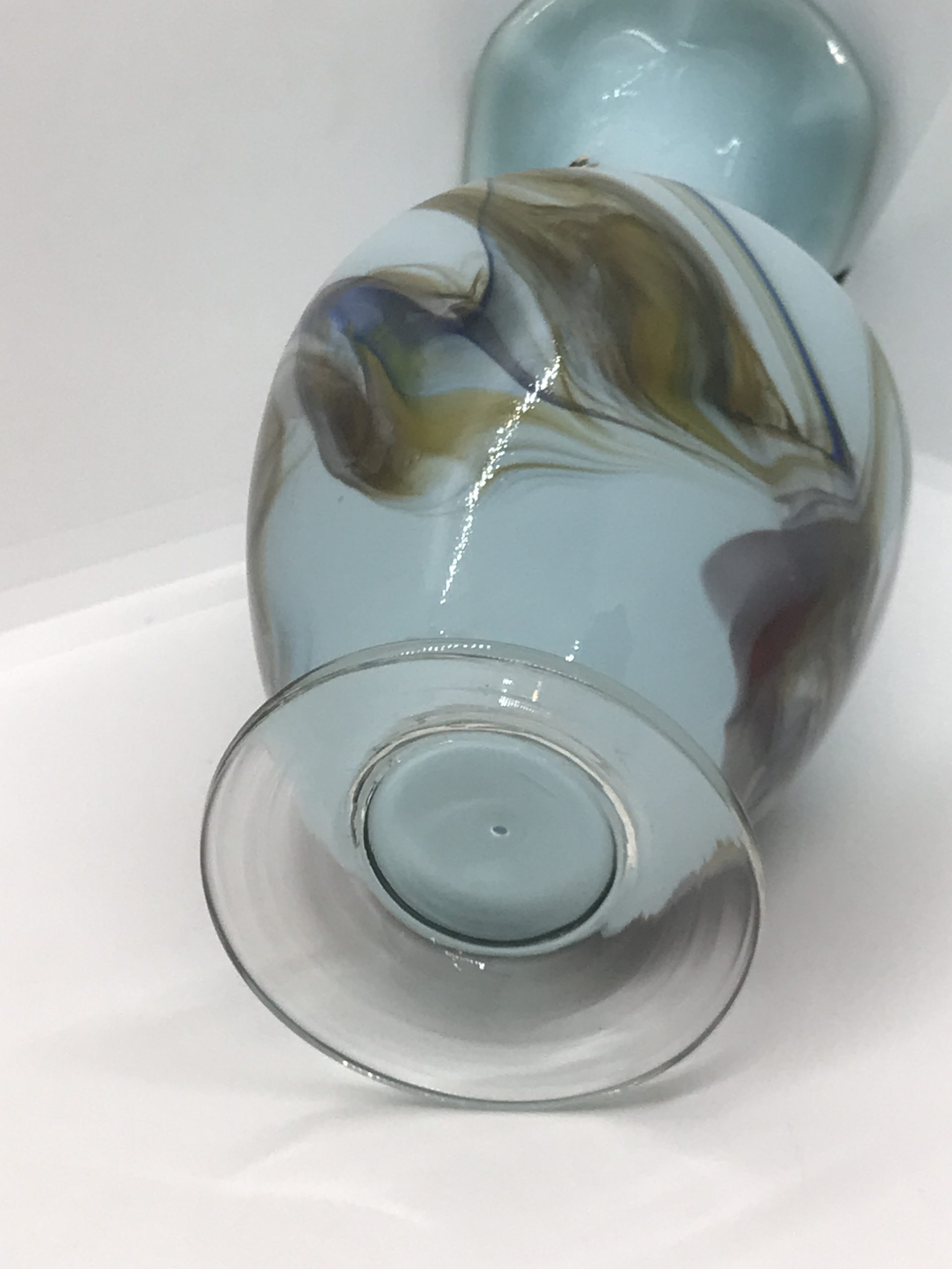 Vintage 1950s Dalian Snowflakes Blown Art Glass Blue Swirl Vase Ruffle Top 21cm tall