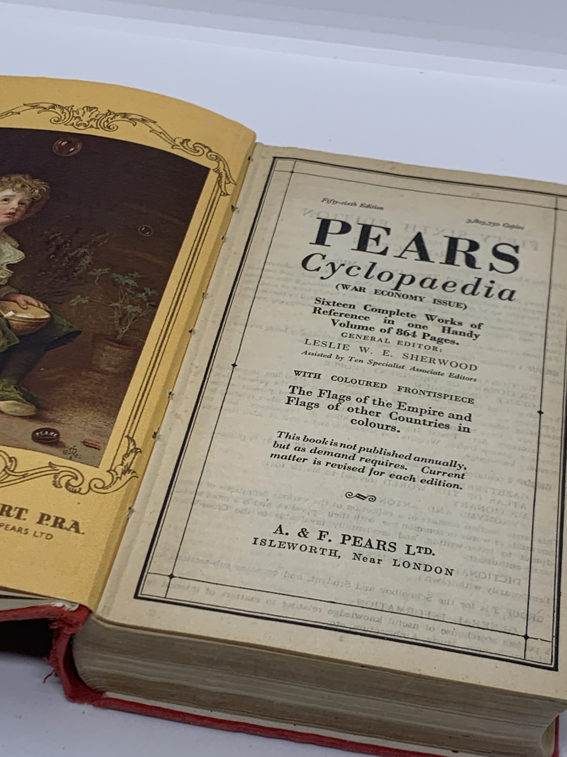 Pears Cyclopaedia AF Pears Ltd Fifty Sixth Edition Vintage Keepsakes