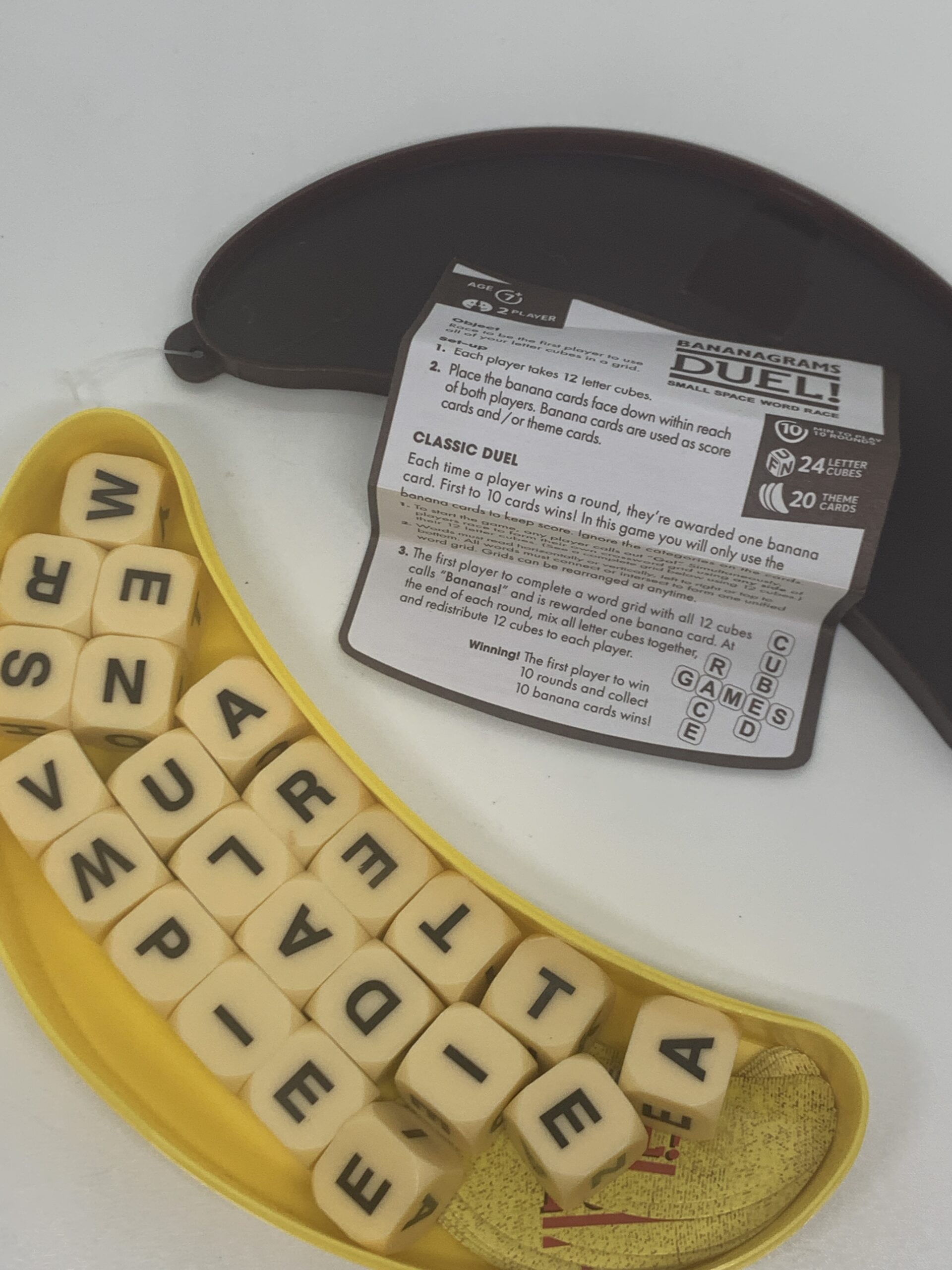 Bananagram Duel (missing one piece) Vintage Keepsakes