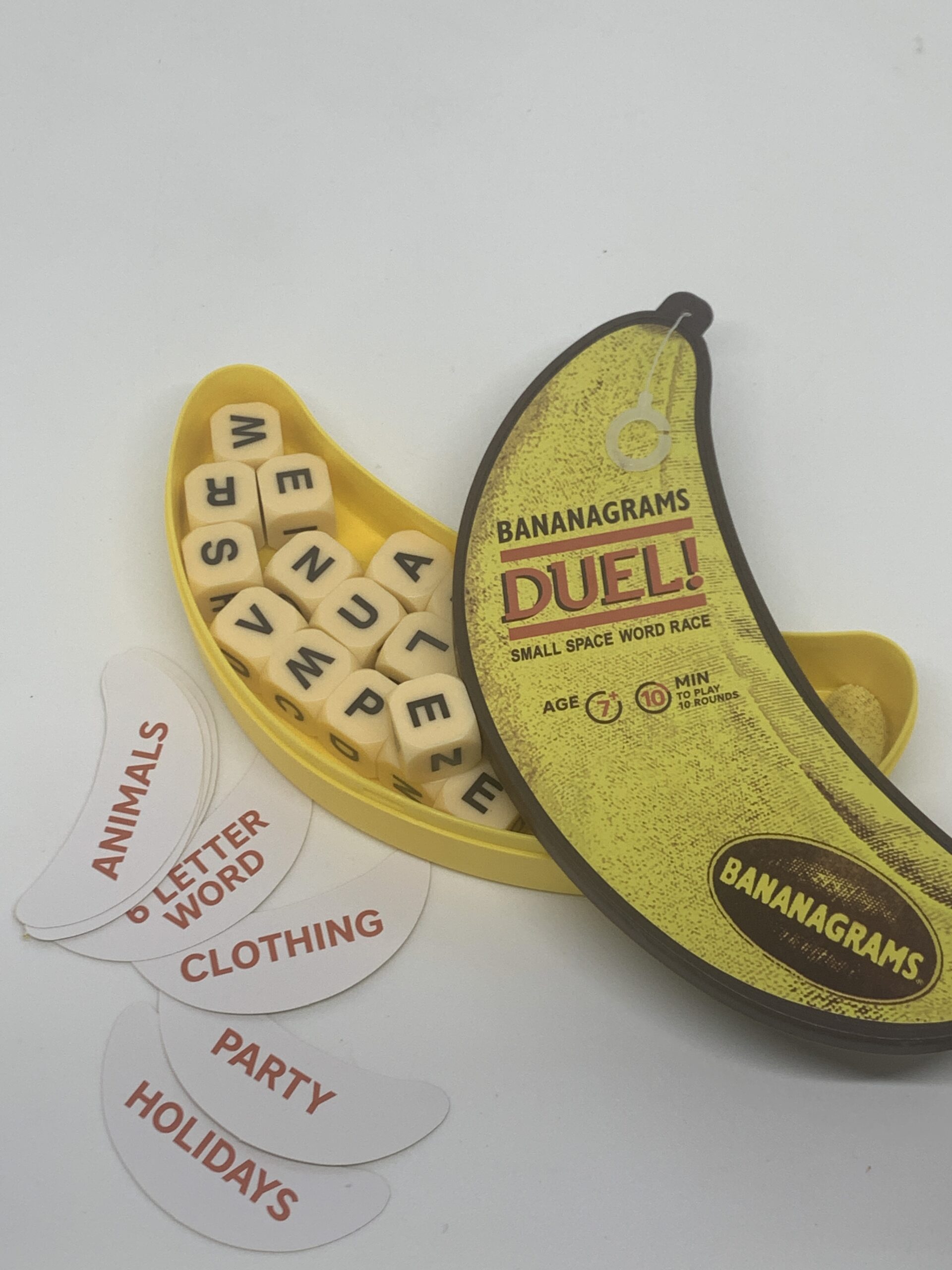 Bananagram Duel (missing one piece) Vintage Keepsakes