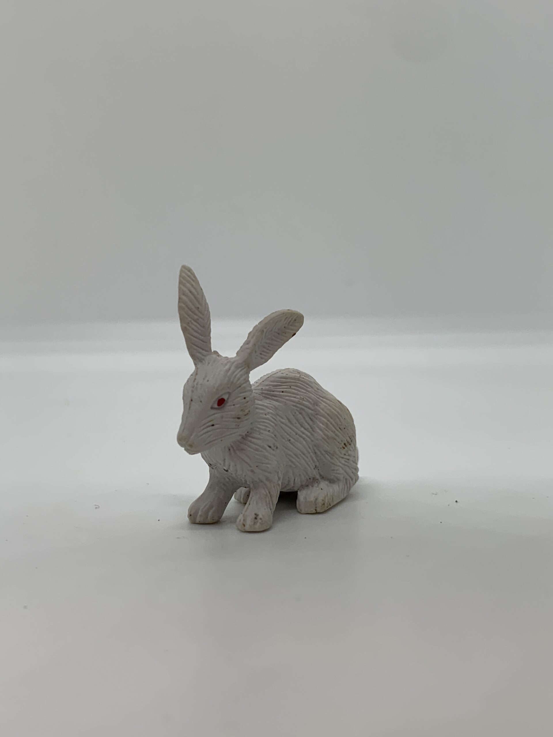 Plastic Animal Rabbit 4cm - Vintage Keepsakes