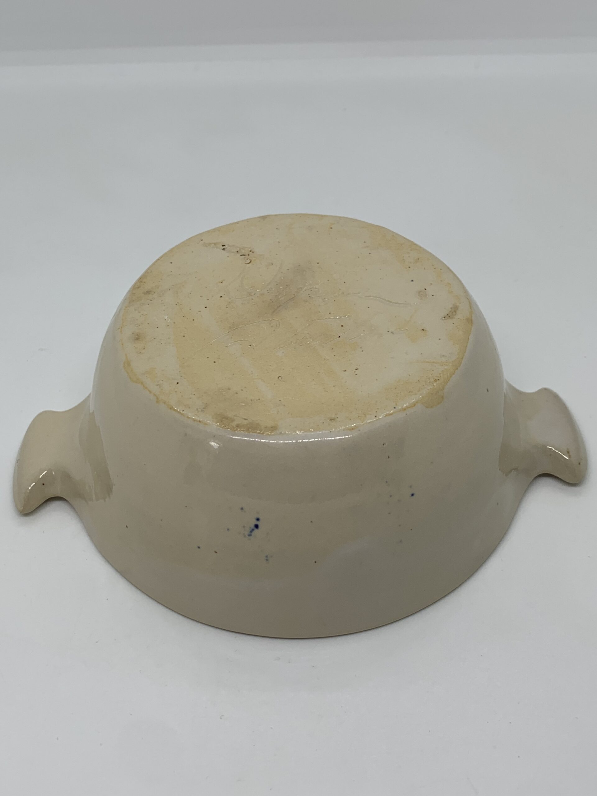 Dyson Double Handled Ramekin with burgundy centre - Vintage Keepsakes