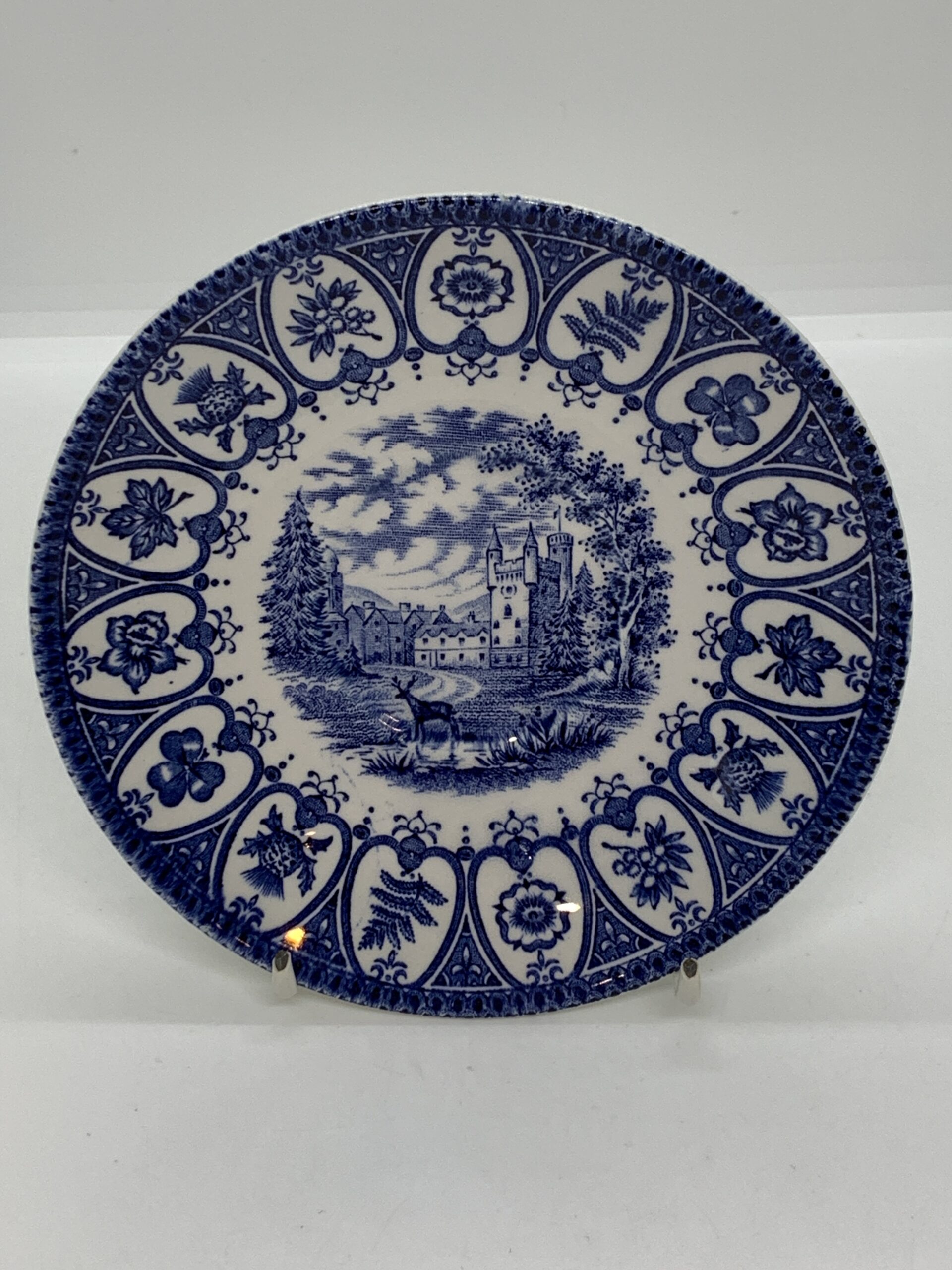 1977 Queens Silver Jubilee Broadhurst Blue and White Saucer 14cm