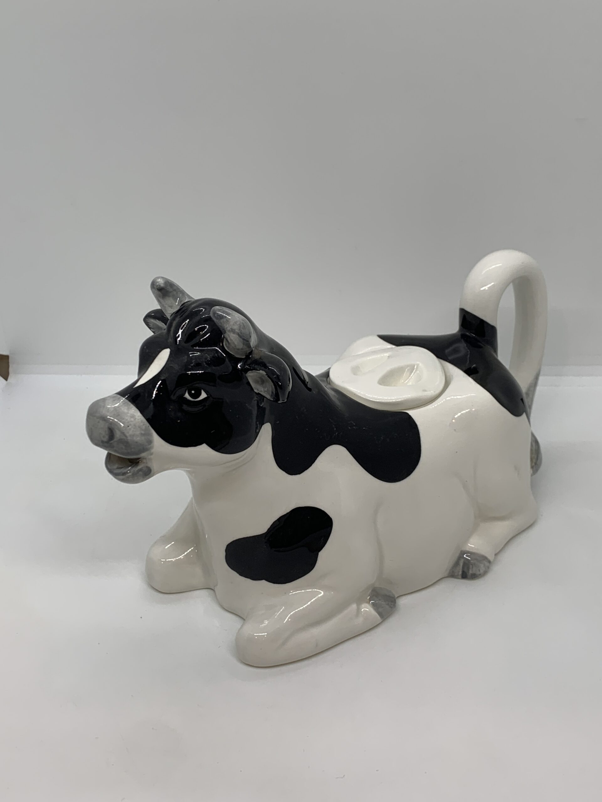 Otagiri Cow Teapot 26cm Long Vintage Keepsakes IMG 5241 Scaled