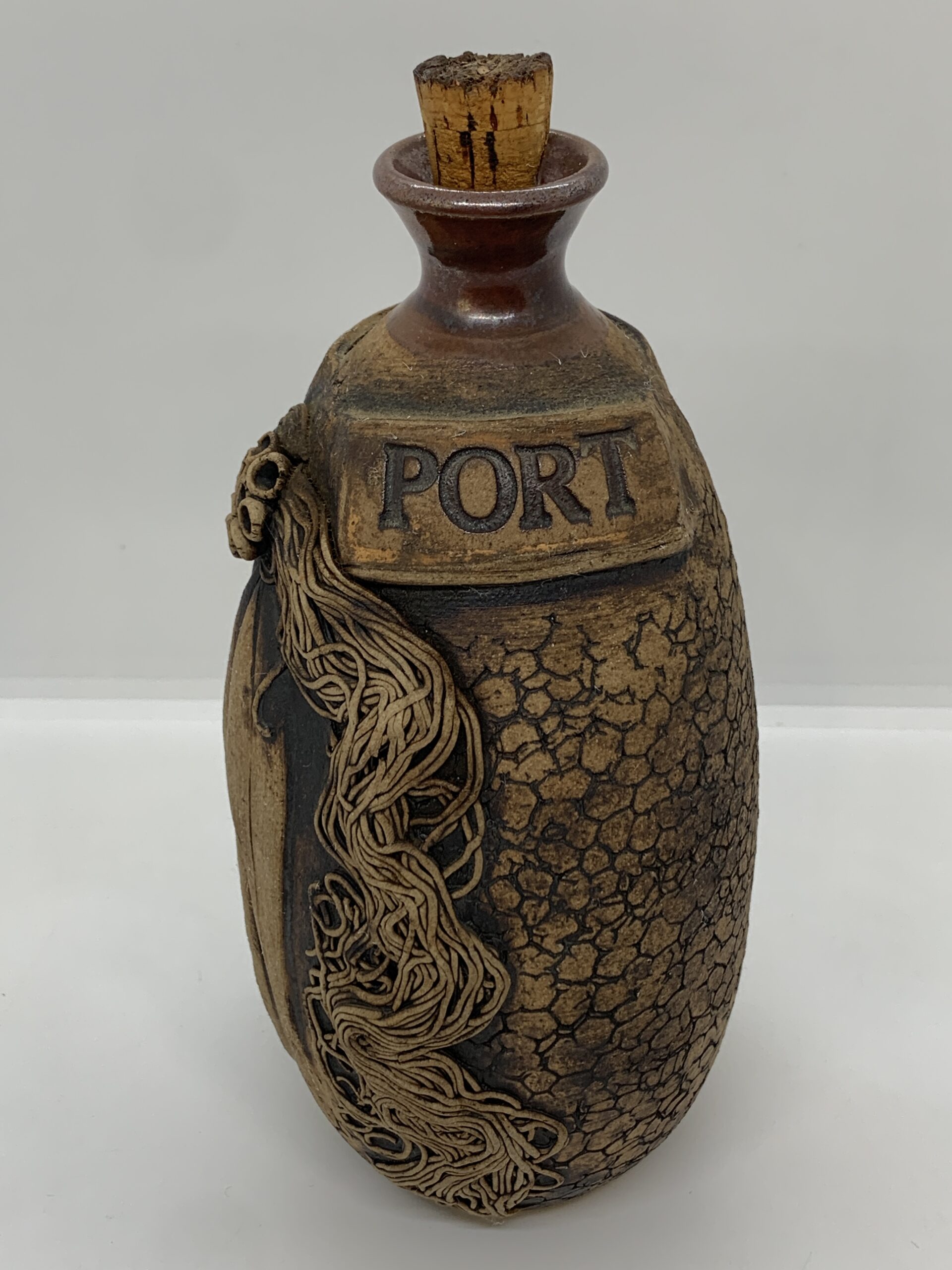 Wartook Pottery Gumnut Port Decanter 21cm - Vintage Keepsakes