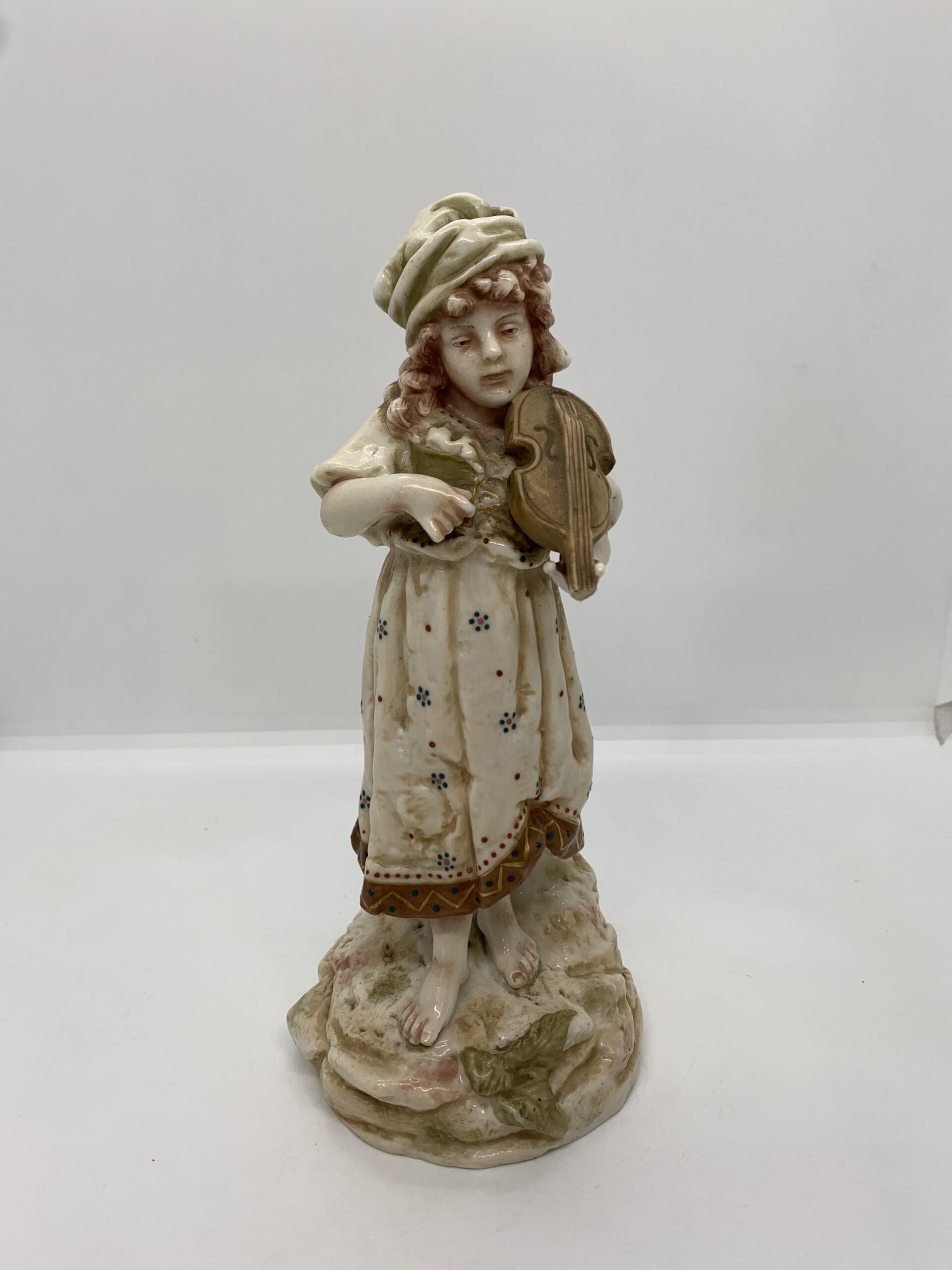 Bisque Girl Playing Violin AF 20cm