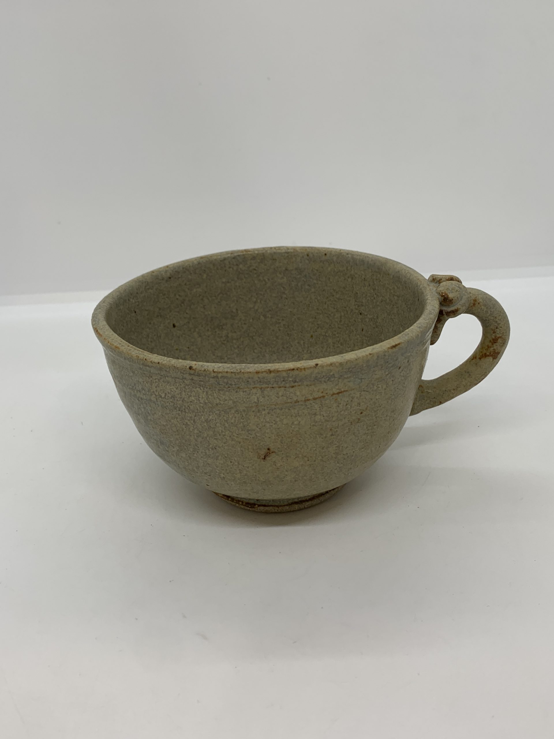 Rustic Earth Gray Pottery Cup (marked H) 11cm wide