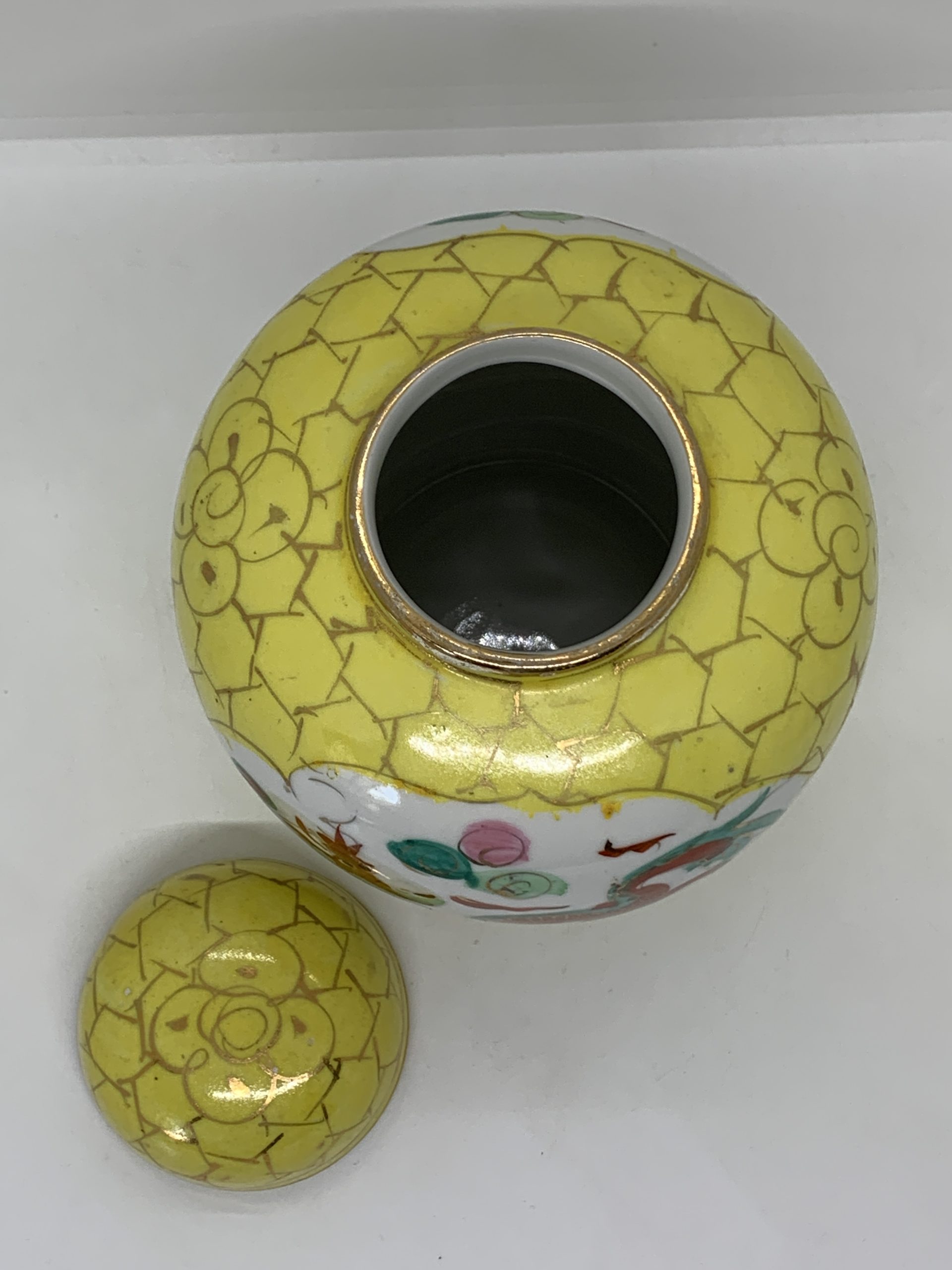 Yellow Ginger Jar with Handpainted Dragon Design 14cm