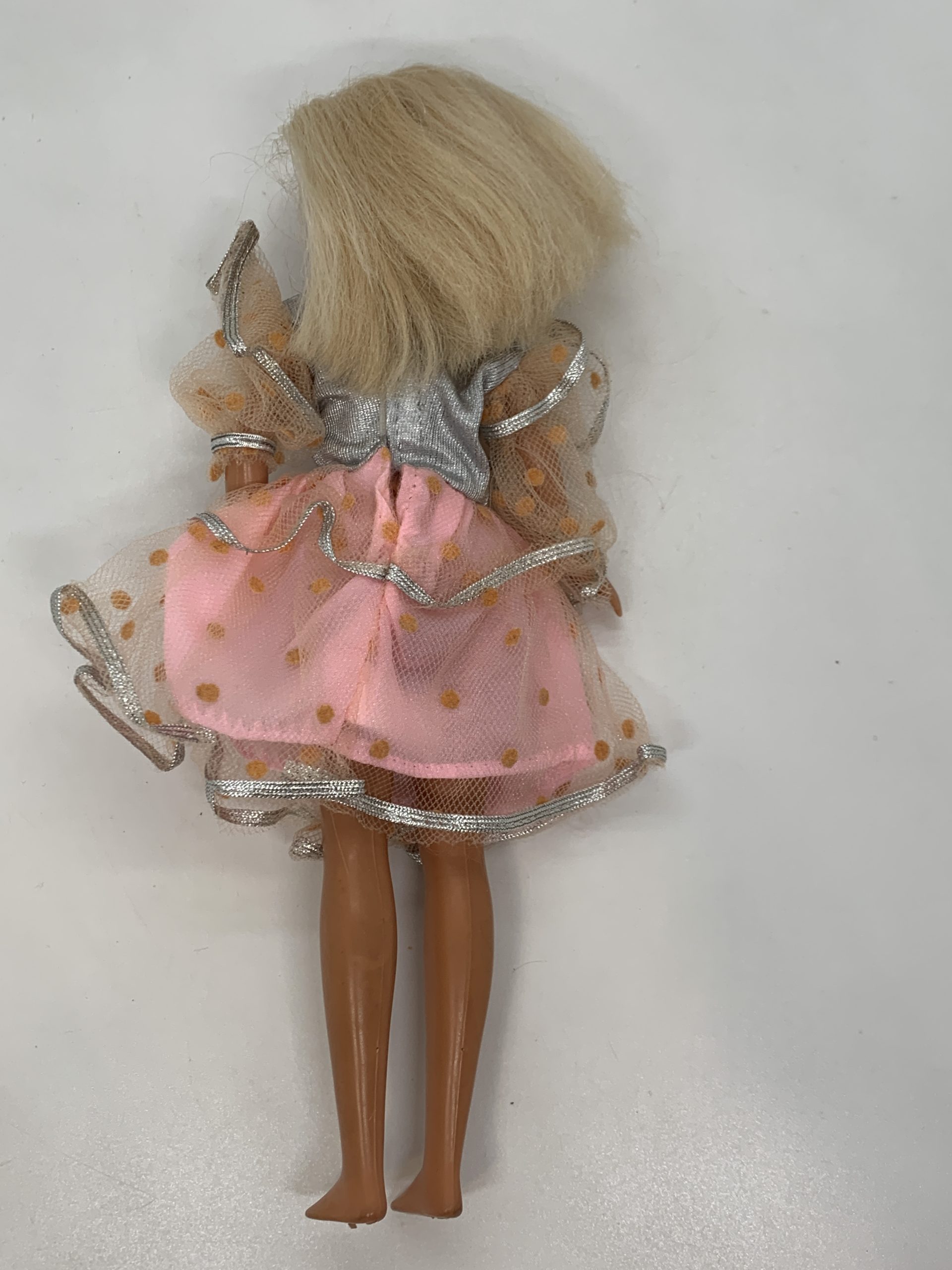 1987 Barbie - Malaysia - Silver and Pink Outfit