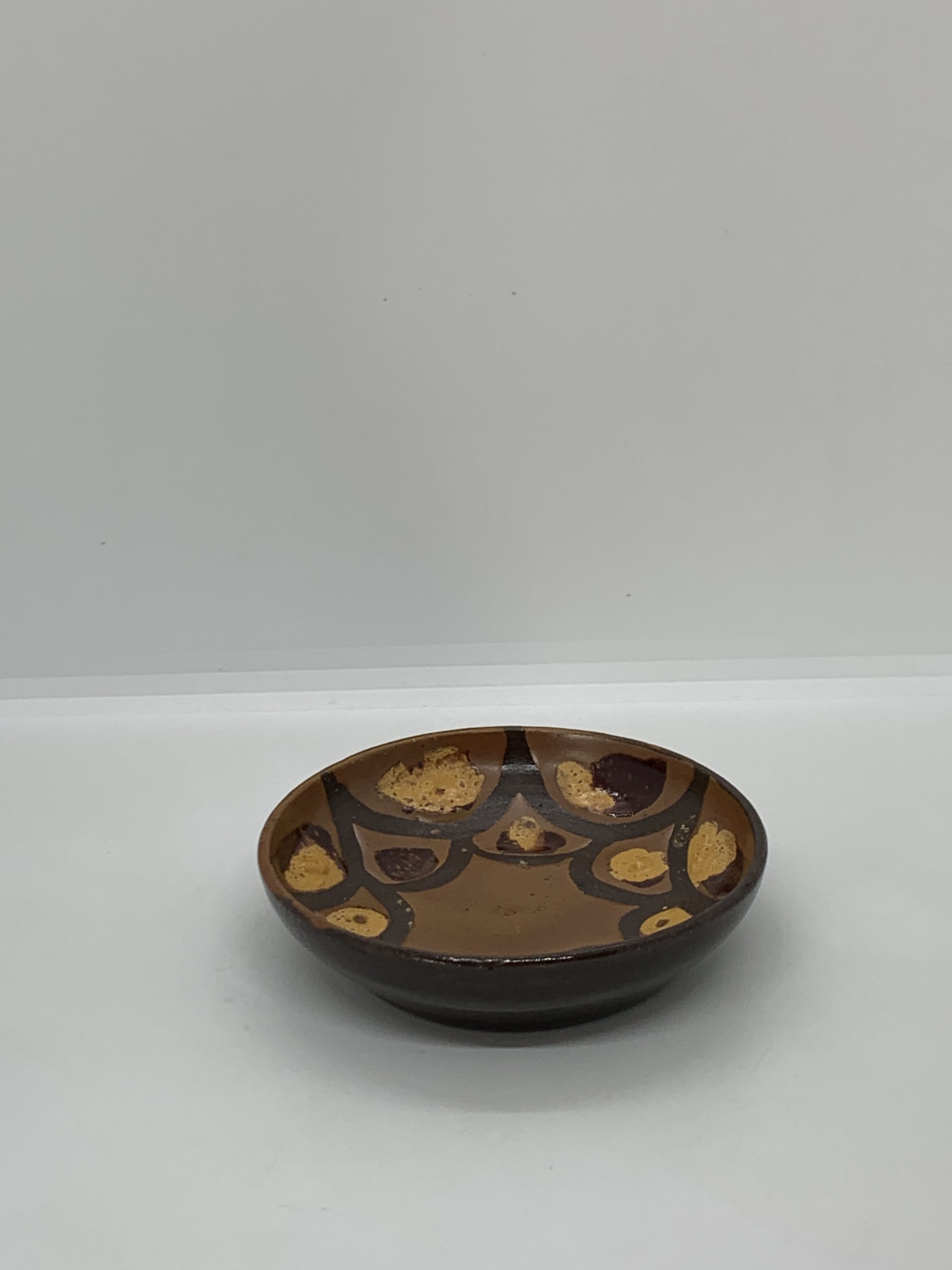 Dyson Australia Pottery Round Saucer 12cm
