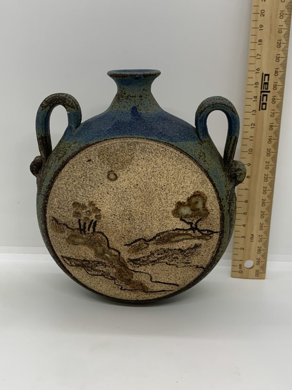Pottery Flask with Incised Country Scene 16cm - Vintage Keepsakes