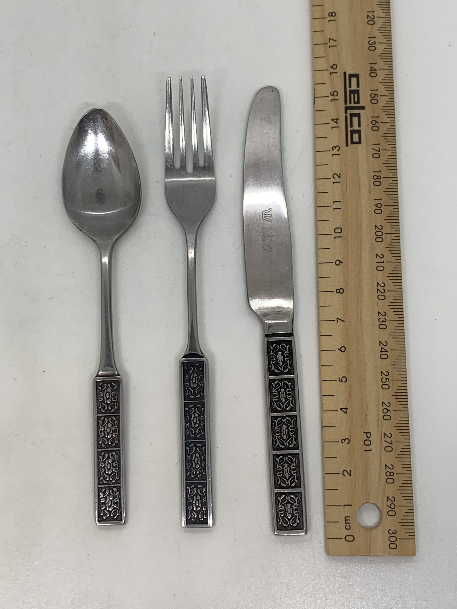 Wiltshire Burgundy 3 Pc Child Cutlery Set Vintage Keepsakes wiltshire-burgundy-3-pc-child-cutlery-set-vintage-keepsakes